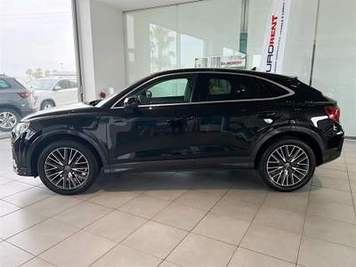 Audi Q3 2.0 150cv 35 TDI business S-tronic Nero usata Polignano a Mare