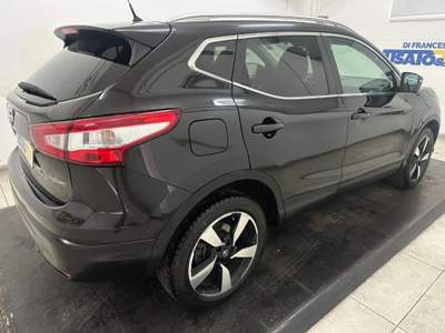 Nissan Qashqai 1.6 dci Tekna 2wd 130cv xtronic my16 Nero usata Pescara