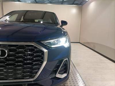 Audi Q3 SPB 35 TDI S tronic S line edition Blu/Azzurro usata Magenta