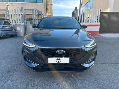 Ford Focus 1.0 EcoBoost Hybrid 125 CV 5p. ST-Line Design Grigio usata Fonte Nuova