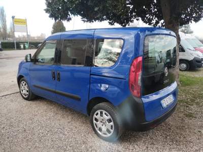 Fiat Doblò Doblò 1.6 MJT 16V 120CV Easy Blu/Azzurro usata Ferrara
