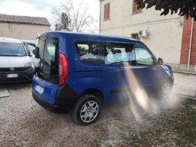 Fiat Doblò Doblò 1.6 MJT 16V 120CV Easy Blu/Azzurro usata Ferrara