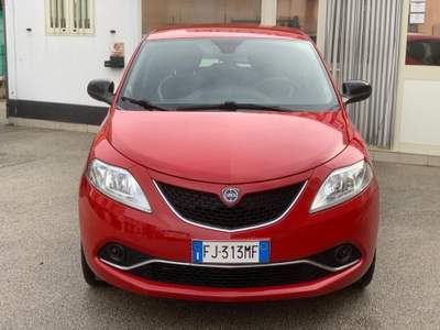 Lancia Ypsilon 1.3 MJT 16V 95 CV 5 porte S&S Gold Rosso usata Alcamo