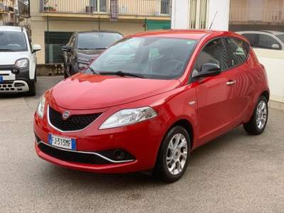Lancia Ypsilon 1.3 MJT 16V 95 CV 5 porte S&S Gold Rosso usata Alcamo