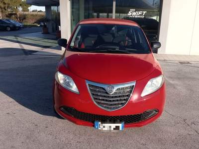 Lancia Ypsilon 1.2 69 CV 5 porte GPL Ecochic Silver GPL Rosso usata Recanati
