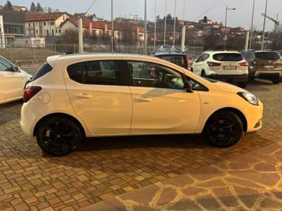 Opel Corsa 1.3 CDTI 5 porte Black Edition Bianco usata Guarene