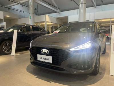 Hyundai i30 1.0 turbo 100 cv Mild Hybrid DCT Business Grigio usata Milano