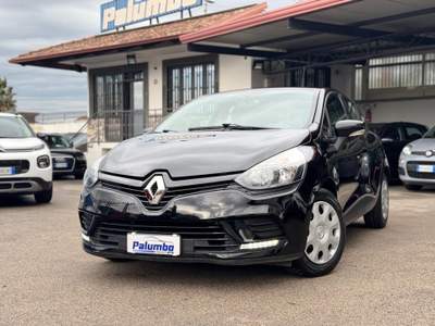 Renault Clio 1.2 75CV 5 porte Life ideale x neopatentati Nero usata Qualiano