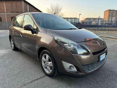 Renault Scénic 1.6 16V 7 POSTI Dynamique Beige usata Torino