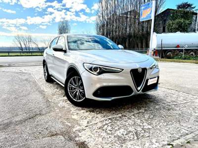 Alfa Romeo Stelvio 2.2 Turbodiesel 190 CV AT8 RWD Super Grigio usata Marmirolo