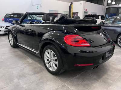 Volkswagen Maggiolino 2.0 TDI DSG Sport Nero usata Pesaro