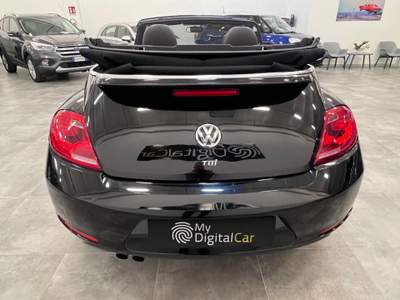 Volkswagen Maggiolino 2.0 TDI DSG Sport Nero usata Pesaro