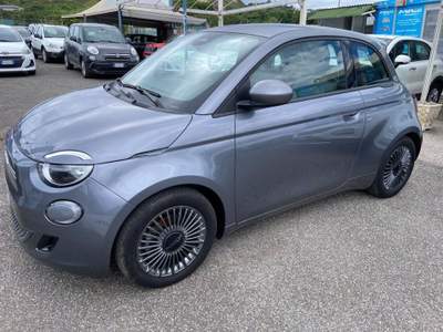 Fiat 500 La Prima Berlina 42 kWh PLUS ICON Grigio usata Pozzuoli