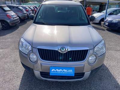 Skoda Yeti 1.2 TSI Active Grigio usata Pozzuoli