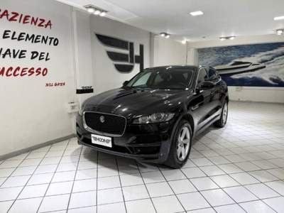 Jaguar F-Pace 2.0d i4 Prestige awd 180cv auto my20 Nero usata Viterbo