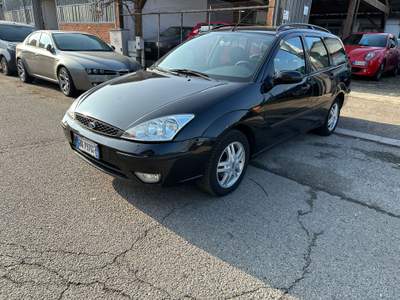 Ford Focus 1.8 TDCi (115CV) – Eleganza e Spazio a un Prezzo Accessibile! Nero usata Torino