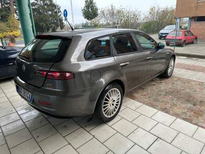 Alfa Romeo 159 Alfa Romeo 159 1.9 JTDm SPORTWAGON (12 RATE) Grigio usata LUGO