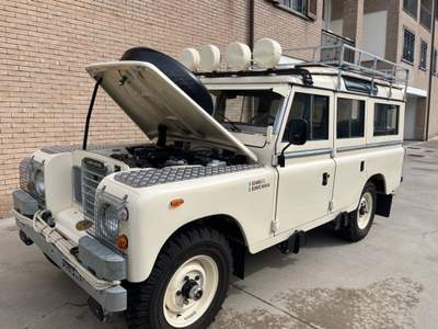 Land Rover Defender Land Rover 109 Station Wagon 2.3 Diesel Beige usata Viterbo