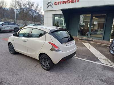 Lancia Ypsilon 3ª serie -  1.0 FireFly 5 porte S&S Hybrid Oro Bianco usata Potenza