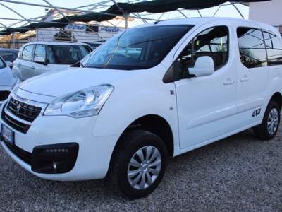 Peugeot Partner Tepee BlueHDi 100 4x4 Active Traction Control Bianco usata Moriago della Battaglia