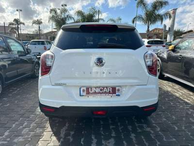 SsangYong Tivoli 1.6 Exclusive 2wd usata Aci Sant'Antonio