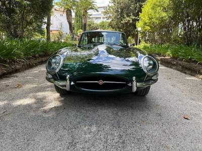 Jaguar E-Type 4.2 Series 1 265CV Verde usata Roma