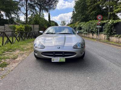 Jaguar XK 4.0 Coupé Grigio usata Roma