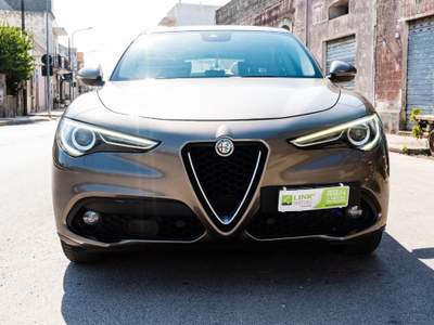 Alfa Romeo Stelvio 2.2 150cv AT8 RWS Super Grigio usata Grottaglie