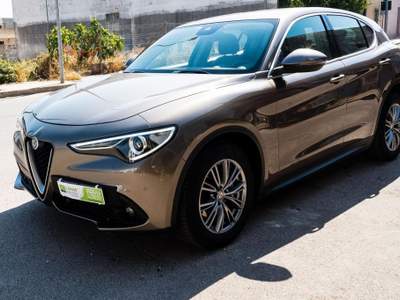 Alfa Romeo Stelvio 2.2 150cv AT8 RWS Super Grigio usata Grottaglie