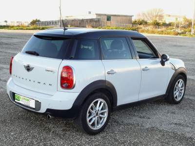 MINI Countryman Mini Cooper D Countryman Automatica Bianco usata Ragusa