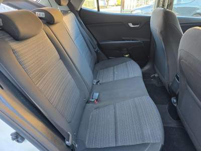 Kia Stonic 1.4i 100 CV Urban NEOPATENTATI Bianco usata Cava Manara