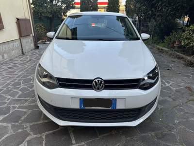 Volkswagen Polo 1.4 5 porte Comfortline NEOPATENTATI Bianco usata Reggio Emilia