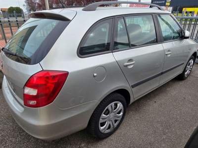 Skoda Fabia 1.2 12V 70CV Wagon Ambition Argento usata Rovato