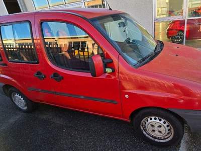 Fiat Doblò Doblò 1ª serie 1.6i 16V bipower cat SX Rosso usata Rovato