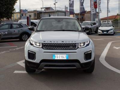 Land Rover Range Rover Evoque 2.0 TD4 150 CV 5p. SE Dynamic ( Autocarro) Bianco usata Fondi