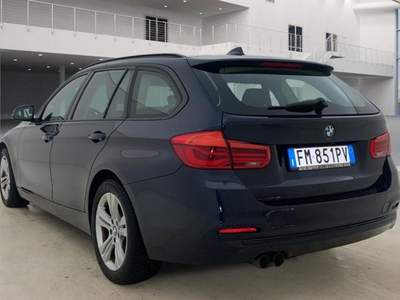 BMW Serie 3 320d d xDrive Touring Sport Aut. Blu/Azzurro usata Pescara