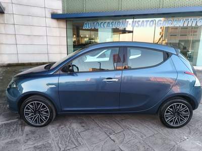 Lancia Ypsilon Ypsilon 1.0 firefly hybrid Gold  Prezzo Promo Blu/Azzurro usata Abbiategrasso