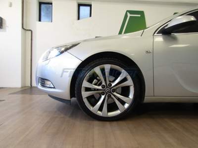 Opel Insignia 2.0 Turbo 220 CV automatica 4X4 Cosmo Argento usata Fino Mornasco