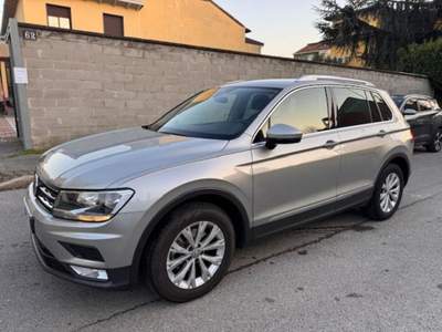 Volkswagen Tiguan 1.4 TSI Business BlueMotion Technology Grigio usata Milano
