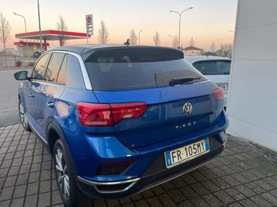 Volkswagen T-Roc 1.0 TSI 115 CV Style BlueMotion Technology Blu/Azzurro usata SAN GIORGIO PIACENTINO