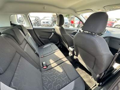Peugeot 2008 1° serie PureTech 82 Active Grigio usata Castelnuovo Rangone