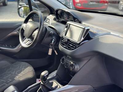 Peugeot 2008 1° serie PureTech 82 Active Grigio usata Castelnuovo Rangone