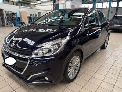 Peugeot 208 BlueHDi 75 5 porte Allure Blu/Azzurro usata Cassino