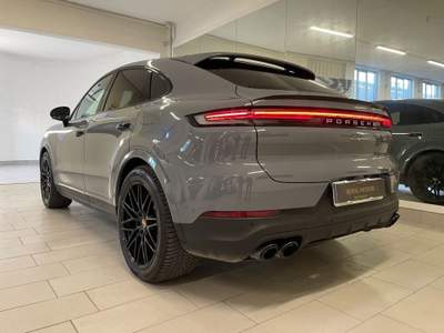 Porsche Cayenne Coupé 3.0 V6 E-Hybrid! Grigio usata Rovereto
