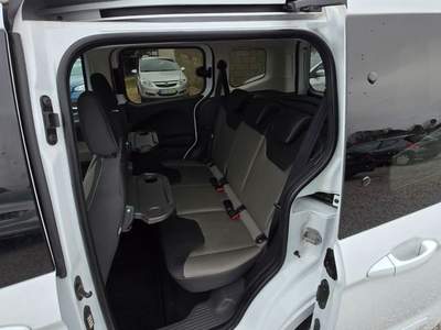 Ford Tourneo Courier 1.0 EcoBoost 100 CV Titanium Bianco usata Castelnuovo Rangone