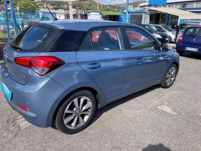 Hyundai i20 1.2 84 CV 5 porte Style Grigio usata Pozzuoli