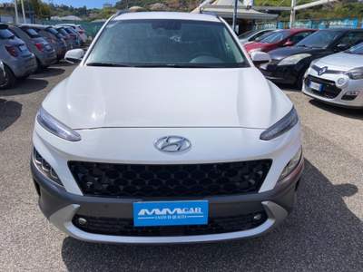 Hyundai Kona HEV 1.6 DCT XTech Bianco usata Pozzuoli