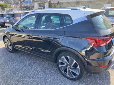 Seat Arona 1.0 TGI FR Grigio usata Pozzuoli