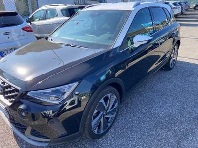 Seat Arona 1.0 TGI FR Grigio usata Pozzuoli