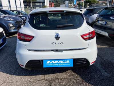 Renault Clio TCe 12V 90 CV GPL 5 porte Moschino Intens Bianco usata Pozzuoli